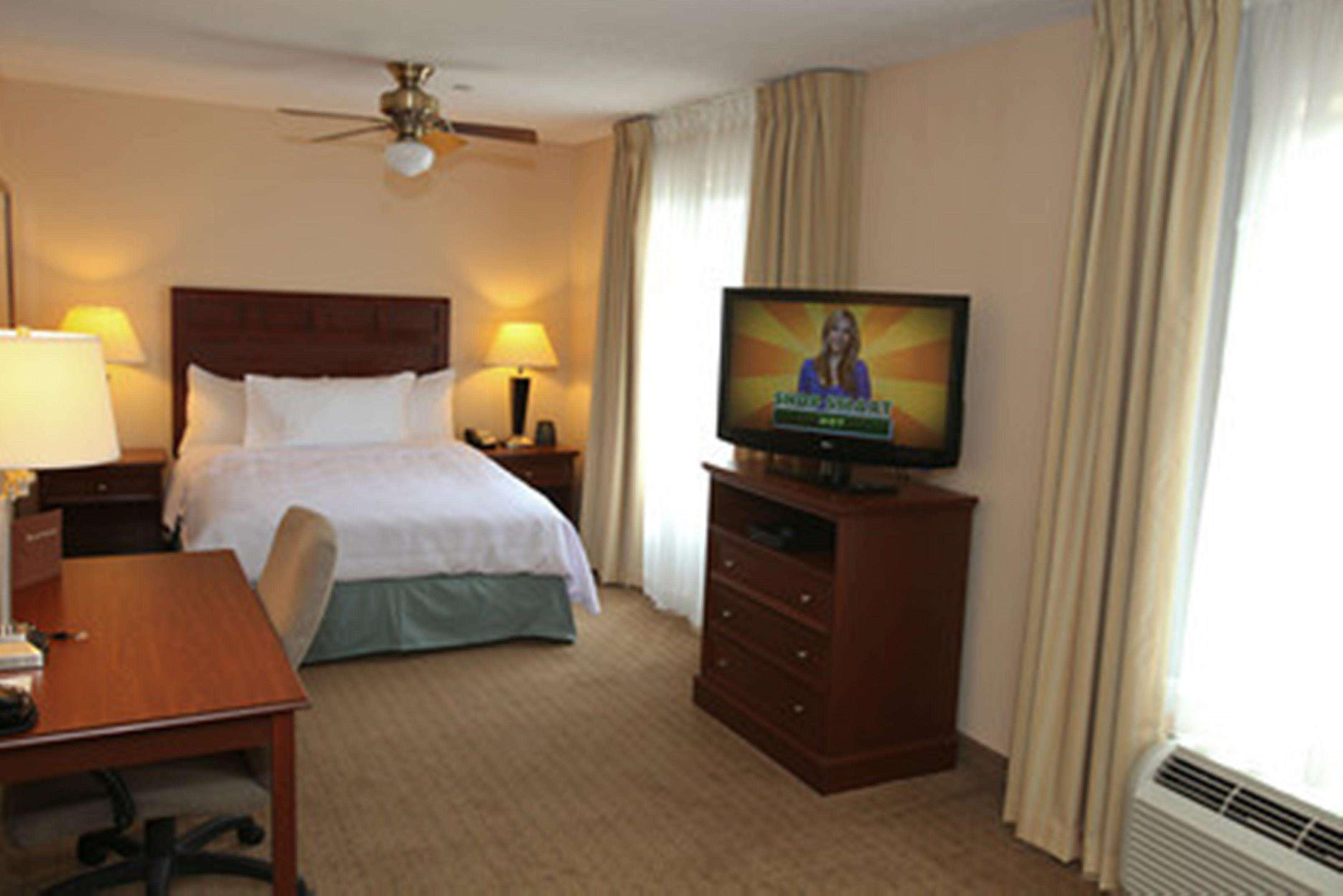 Homewood Suites By Hilton Orland Park Buitenkant foto